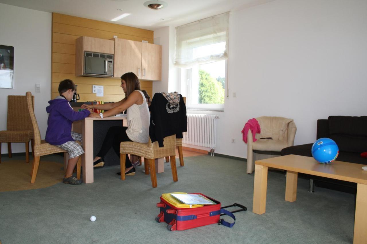 Apartmenthaus Sportchalet Bad Dürrheim Eksteriør billede